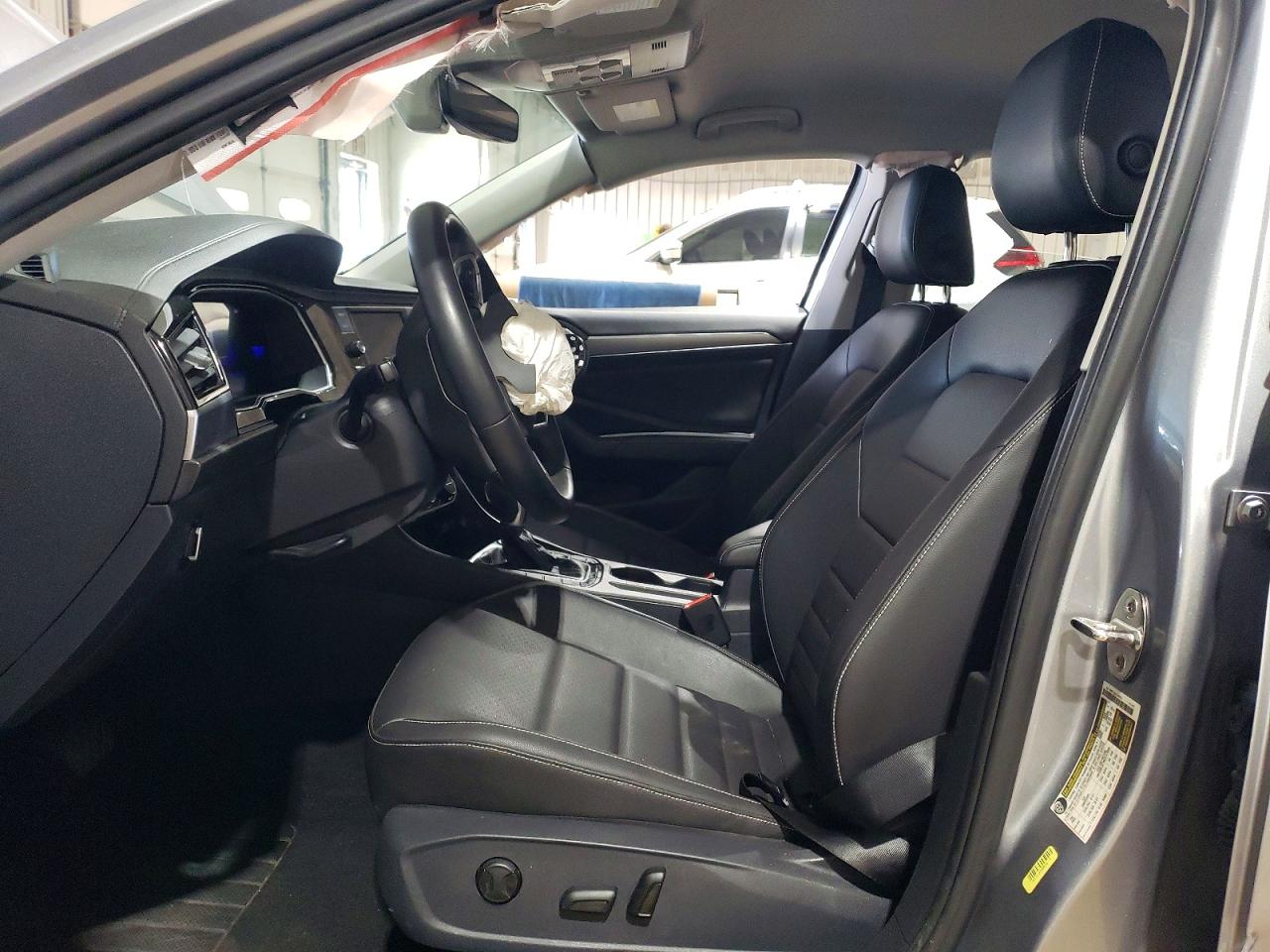 2024 VOLKSWAGEN JETTA SE photo 13