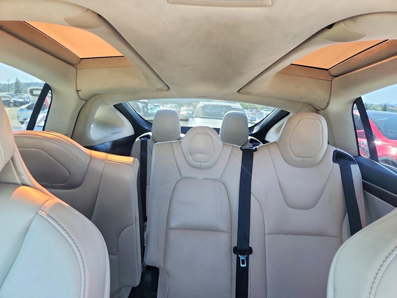 2018 TESLA MODEL X photo 10