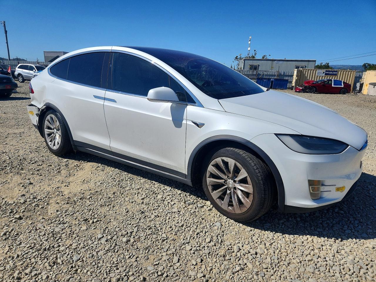 2018 TESLA MODEL X photo 4