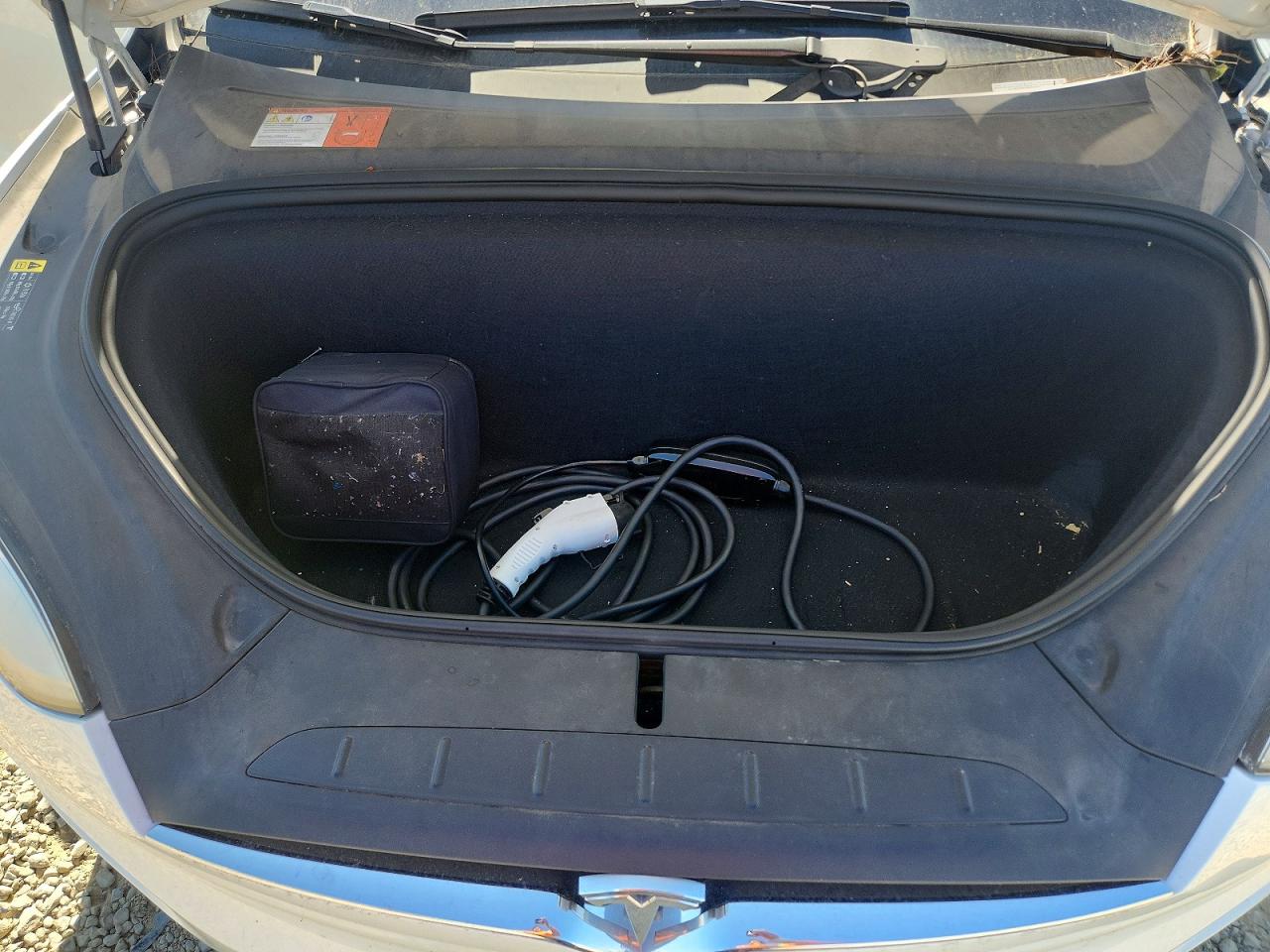 2018 TESLA MODEL X photo 12
