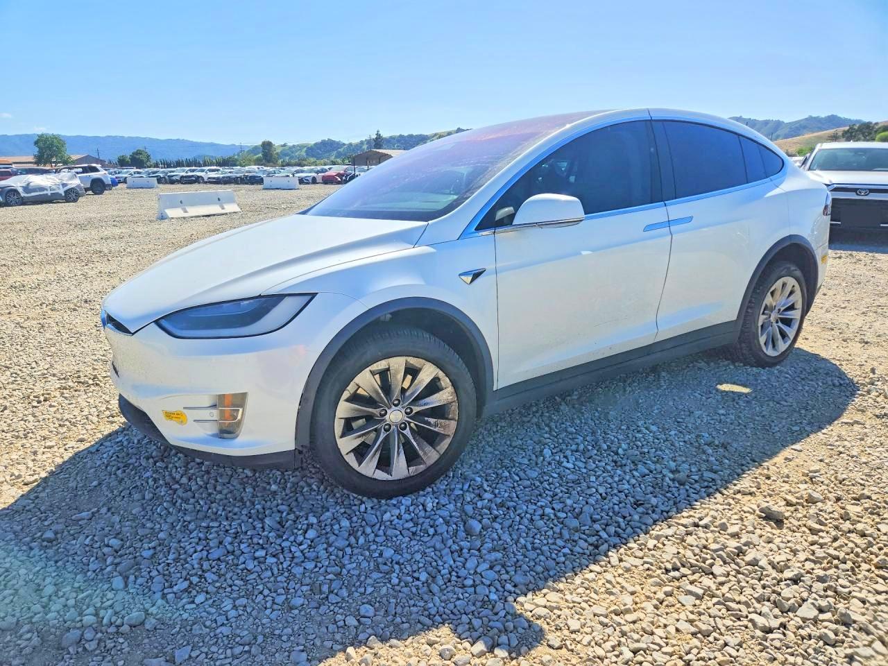2018 TESLA MODEL X