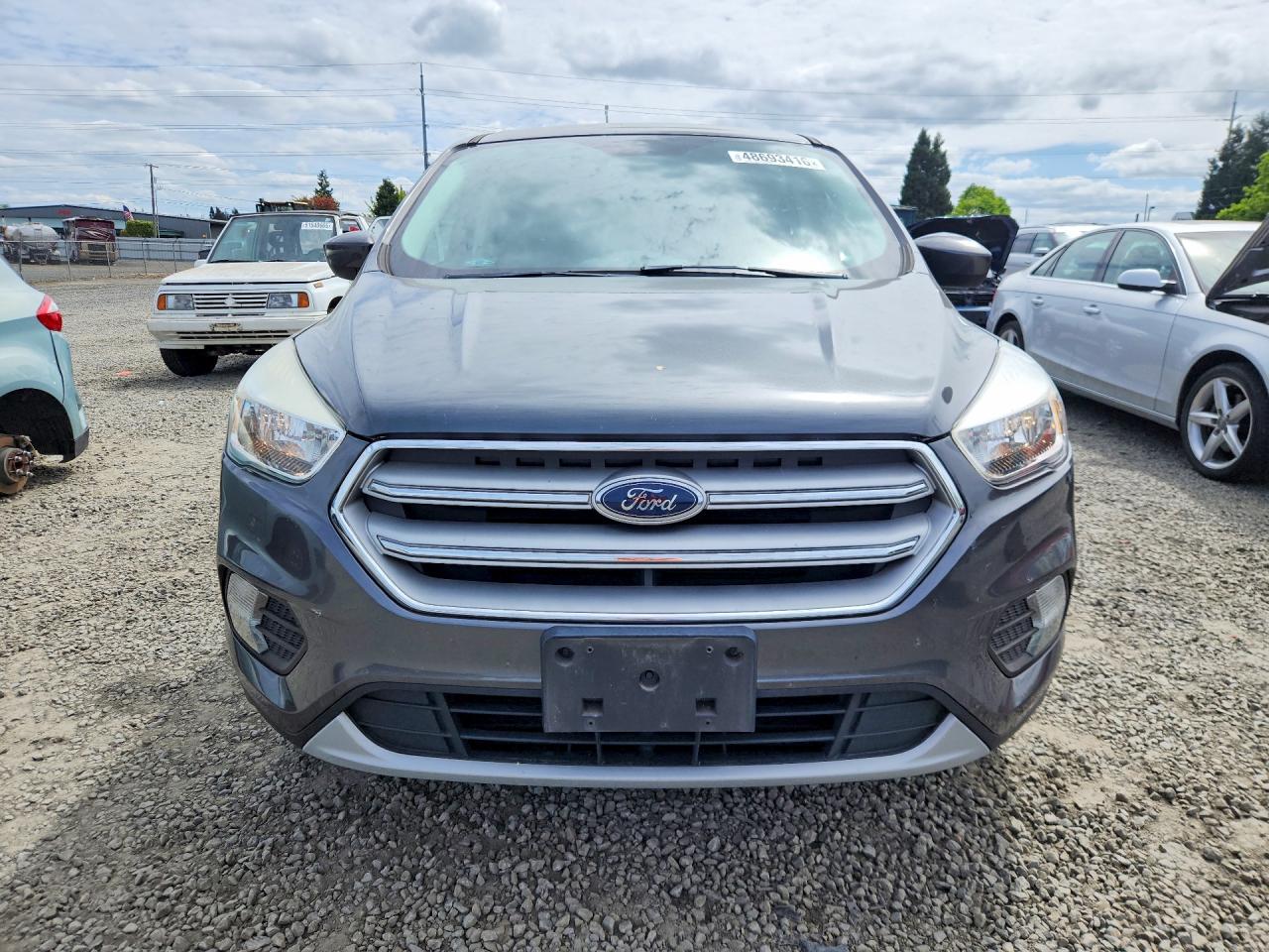 2017 FORD ESCAPE SE photo 5