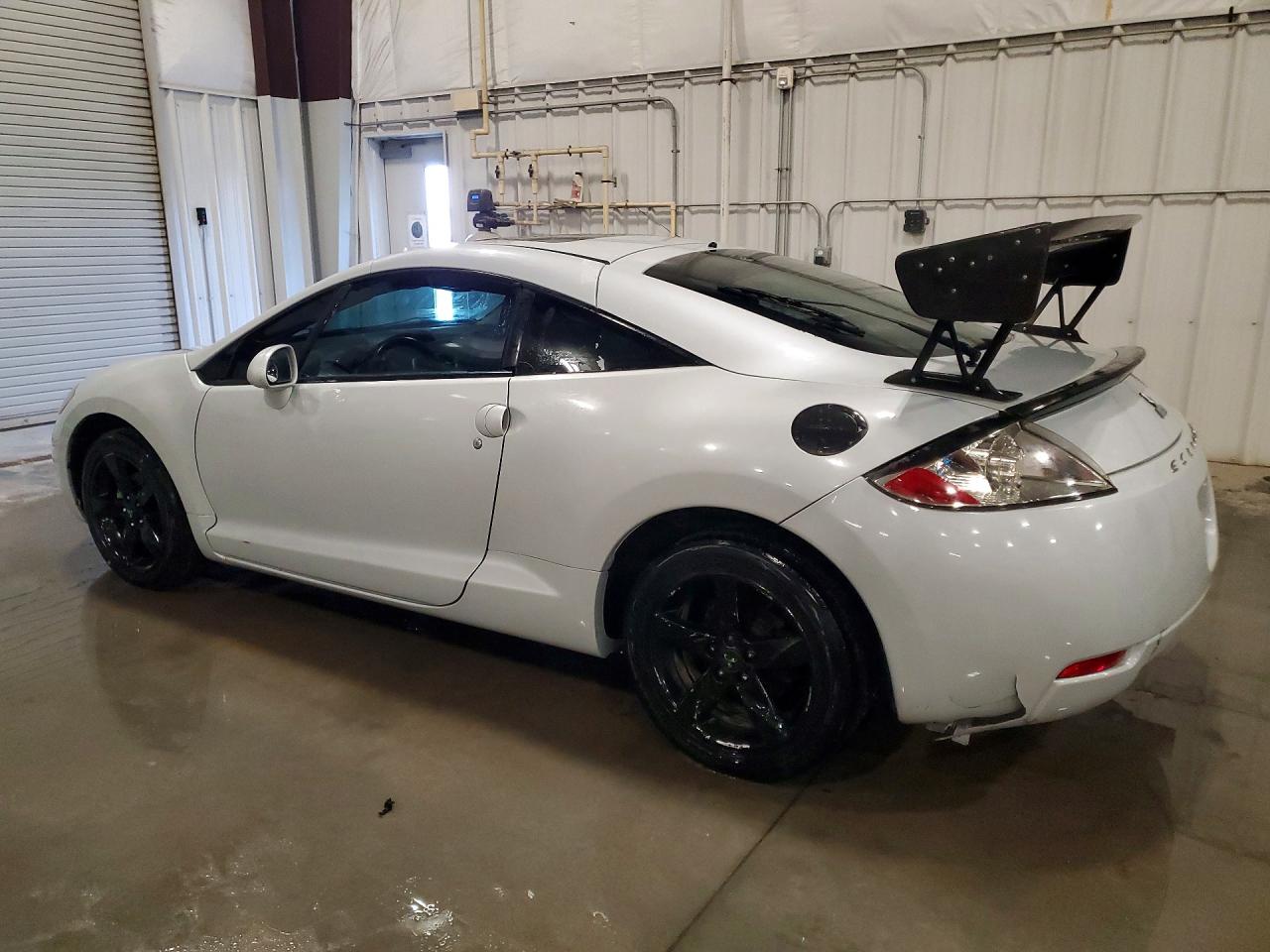 2006 MITSUBISHI ECLIPSE GS photo 3
