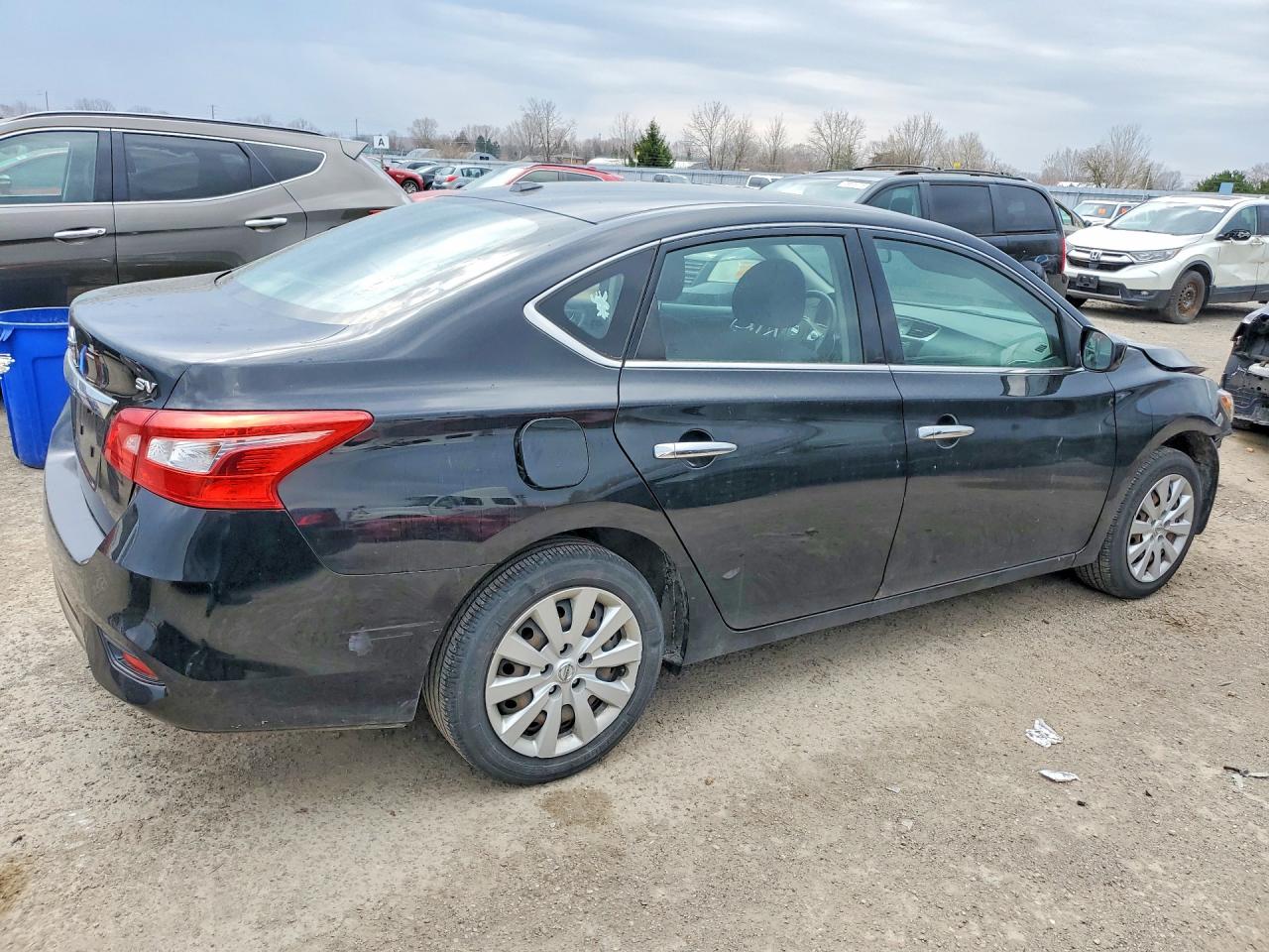 2018 NISSAN SENTRA S photo 5