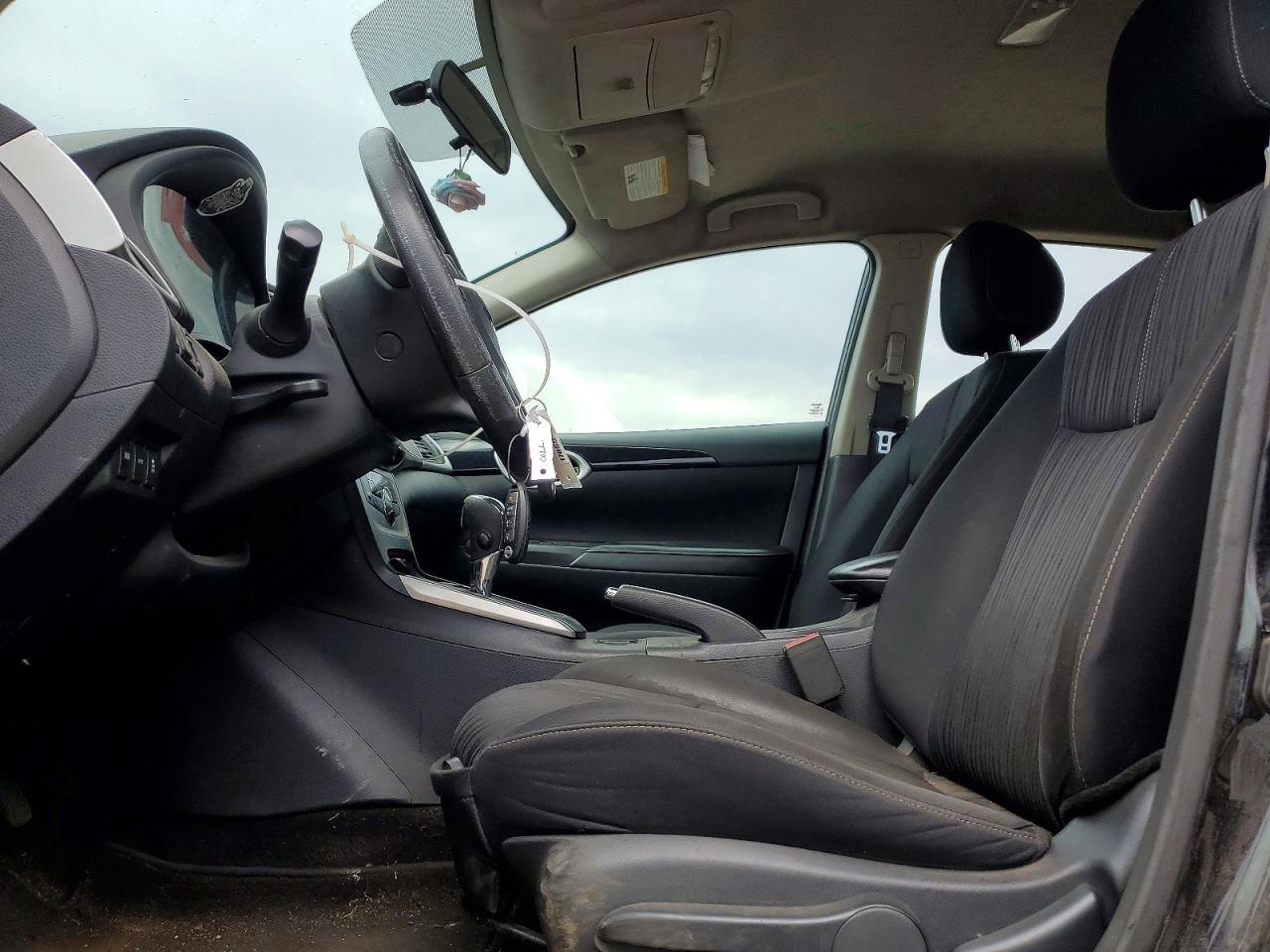 2018 NISSAN SENTRA S photo 13
