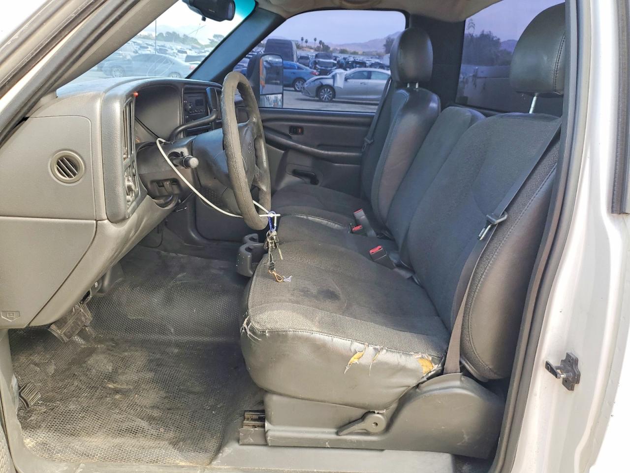2003 CHEVROLET SILVERADO C2500 photo 13