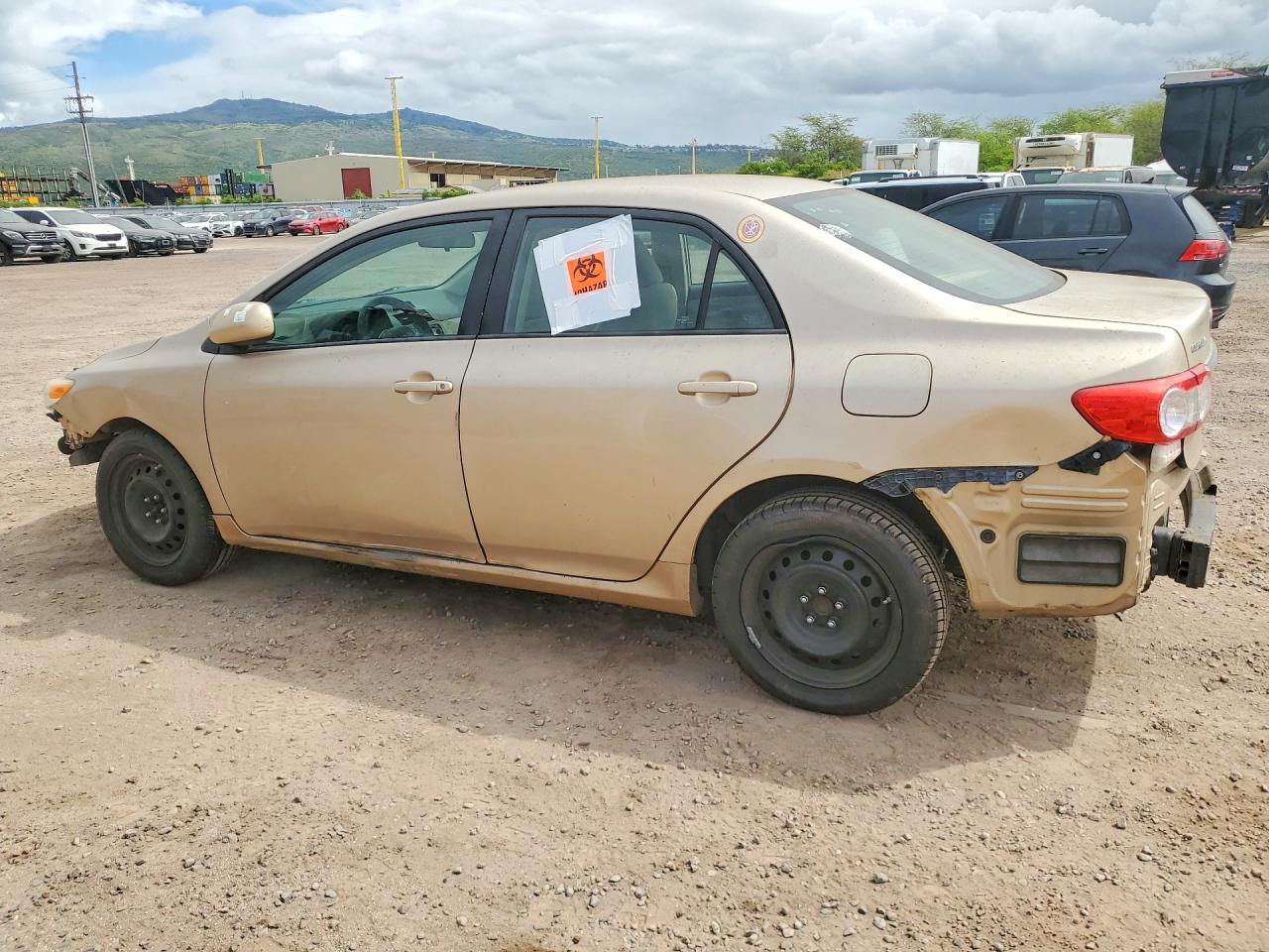 2012 TOYOTA COROLLA L photo 2