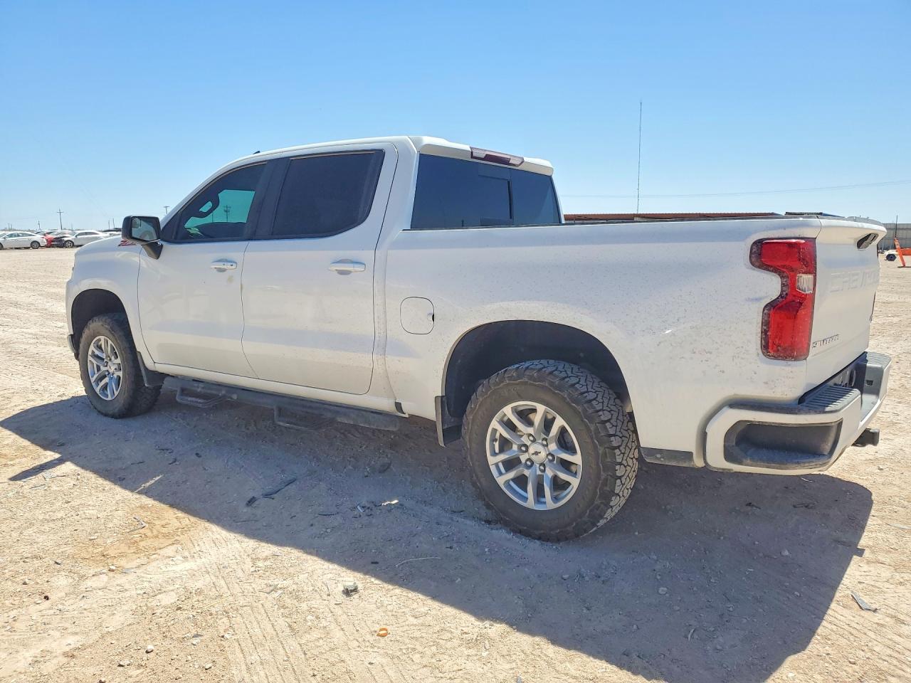 2020 CHEVROLET SILVERADO K1500 RST photo 4