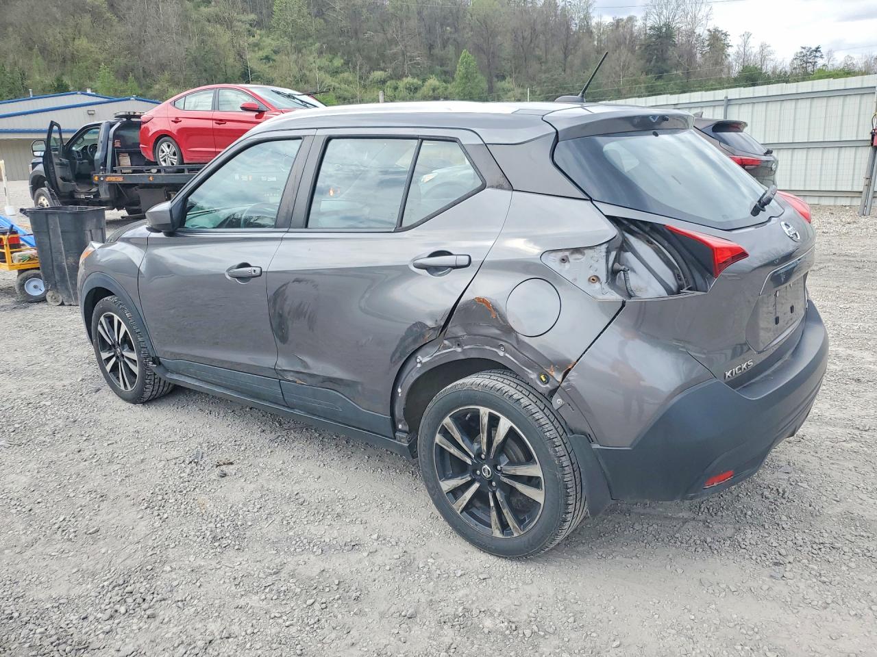 2018 NISSAN KICKS SV photo 3
