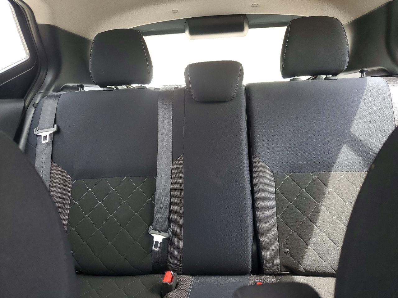 2018 NISSAN KICKS SV photo 19