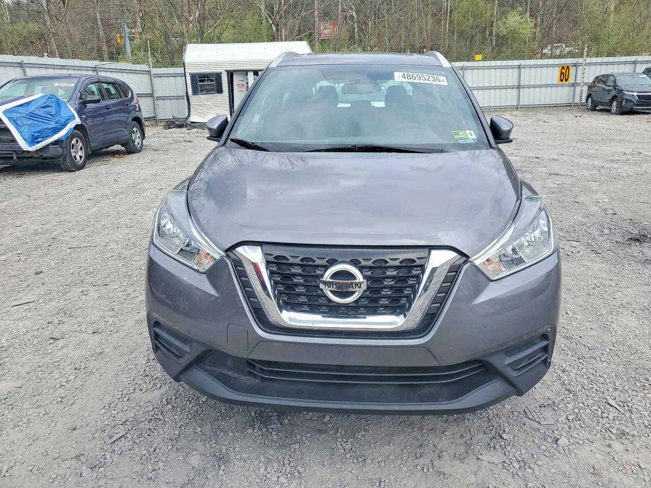 2018 NISSAN KICKS SV photo 9