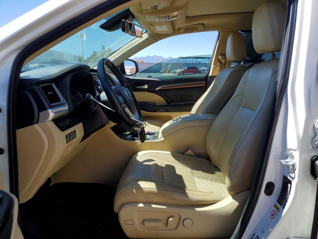 2018 TOYOTA HIGHLANDER LIMITED PLATINUM photo 13