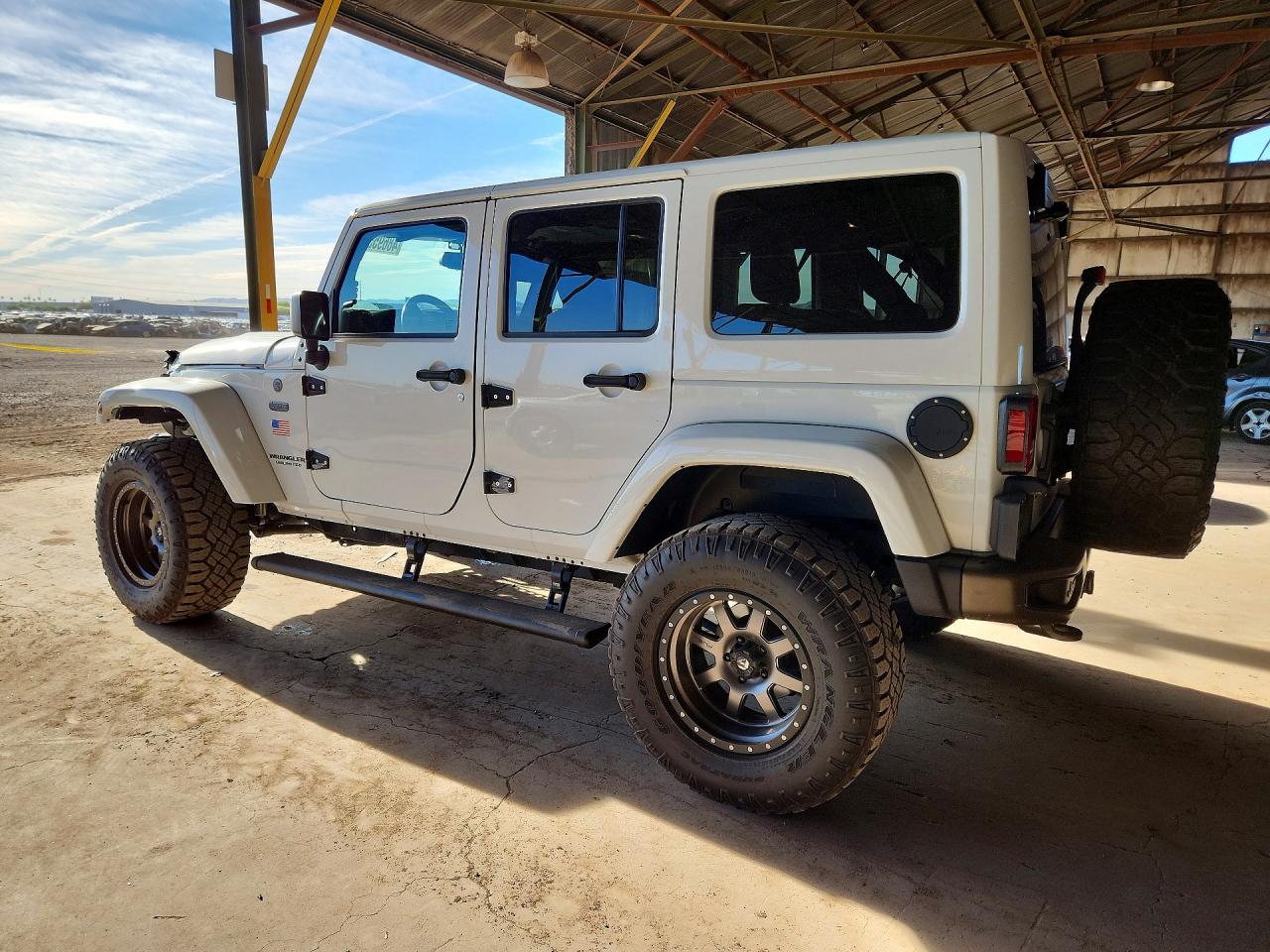 2016 JEEP WRANGLER UNLIMITED SAHARA photo 3