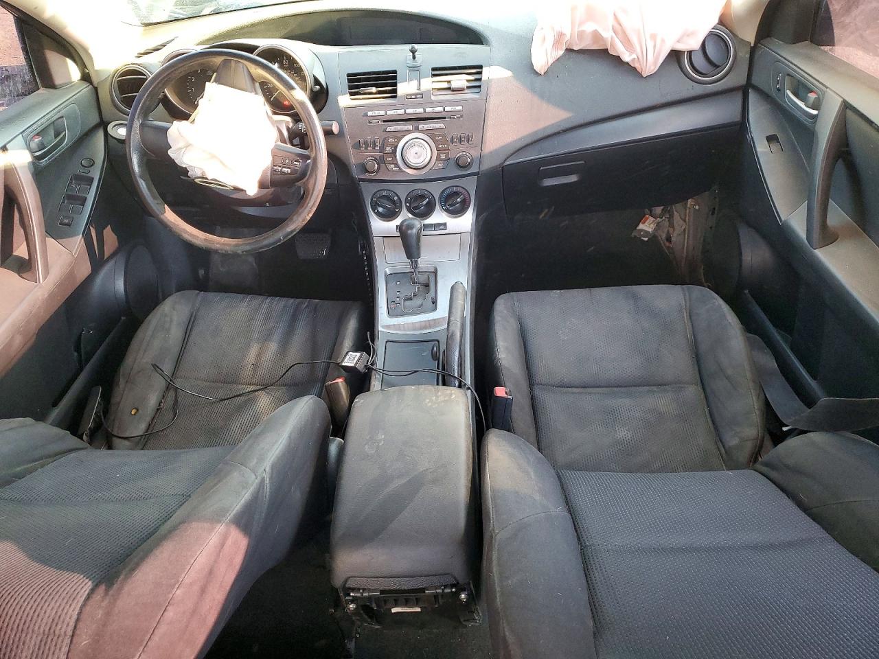 2010 MAZDA 3 photo 15