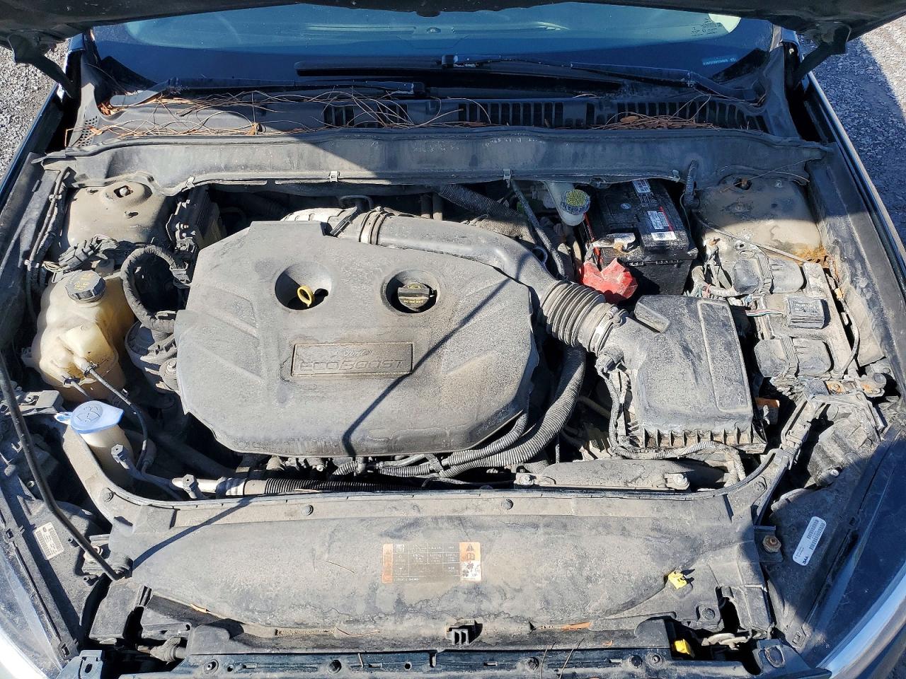 2015 FORD FUSION SE photo 31