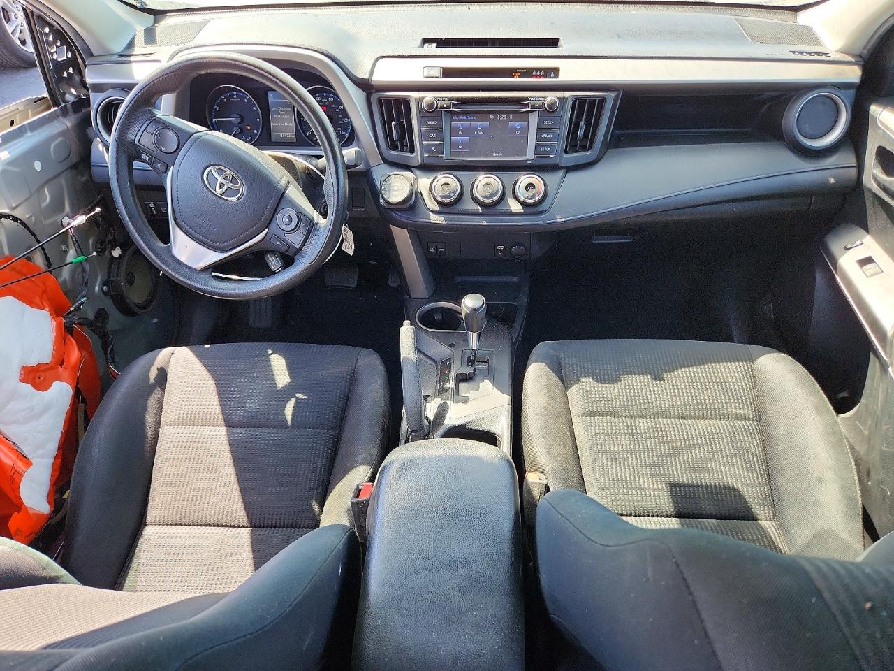 2017 TOYOTA RAV4 LE photo 15