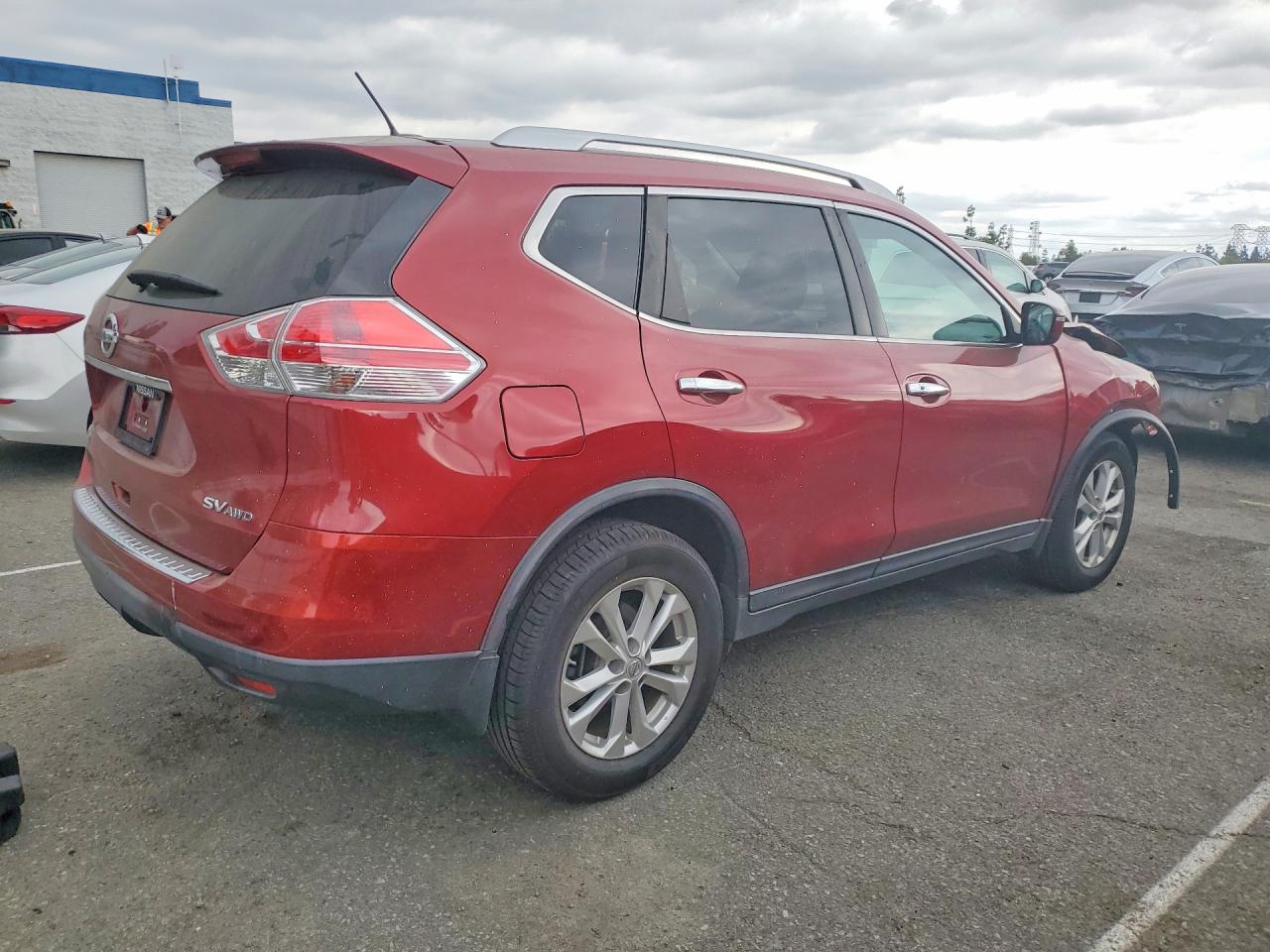 2016 NISSAN ROGUE SV photo 7
