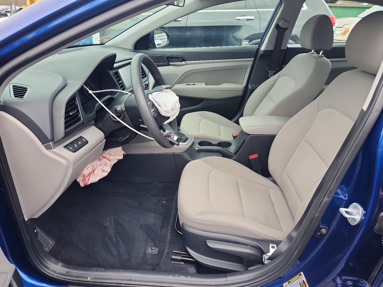 2020 HYUNDAI ELANTRA SEL photo 13