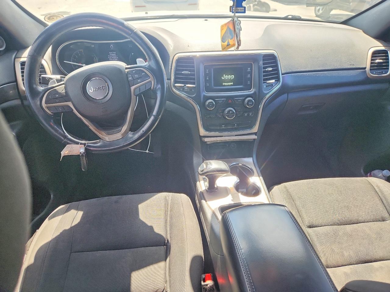2015 JEEP GRAND CHEROKEE LAREDO photo 15