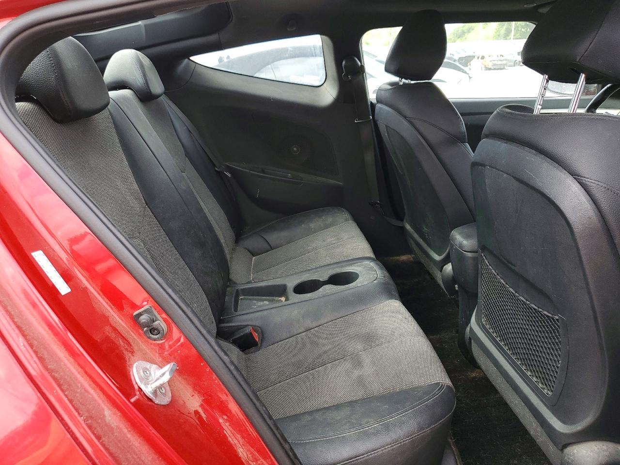 2016 HYUNDAI VELOSTER BASE photo 31