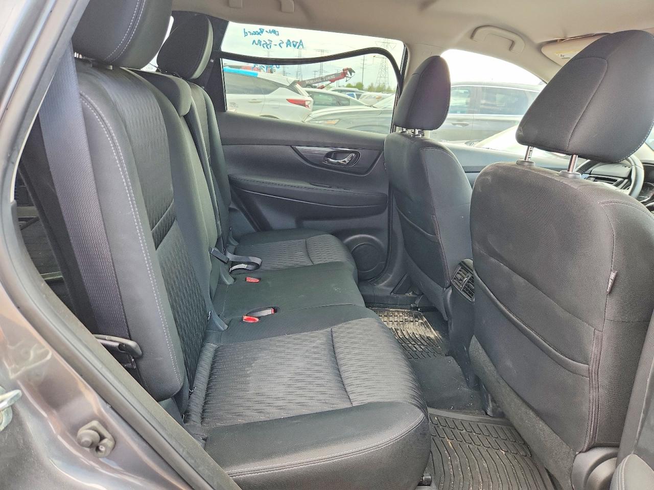 2019 NISSAN ROGUE SV photo 10