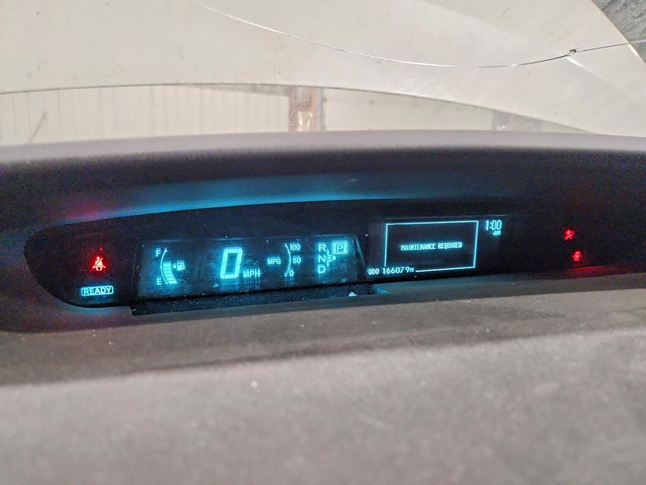 2013 TOYOTA PRIUS THREE photo 25