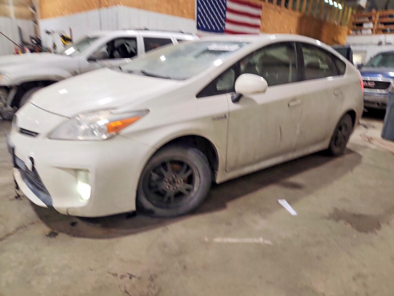 2013 TOYOTA PRIUS