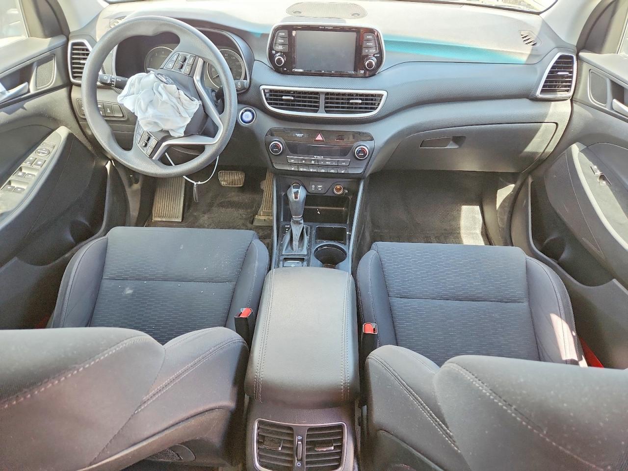 2019 HYUNDAI TUCSON SEL photo 8