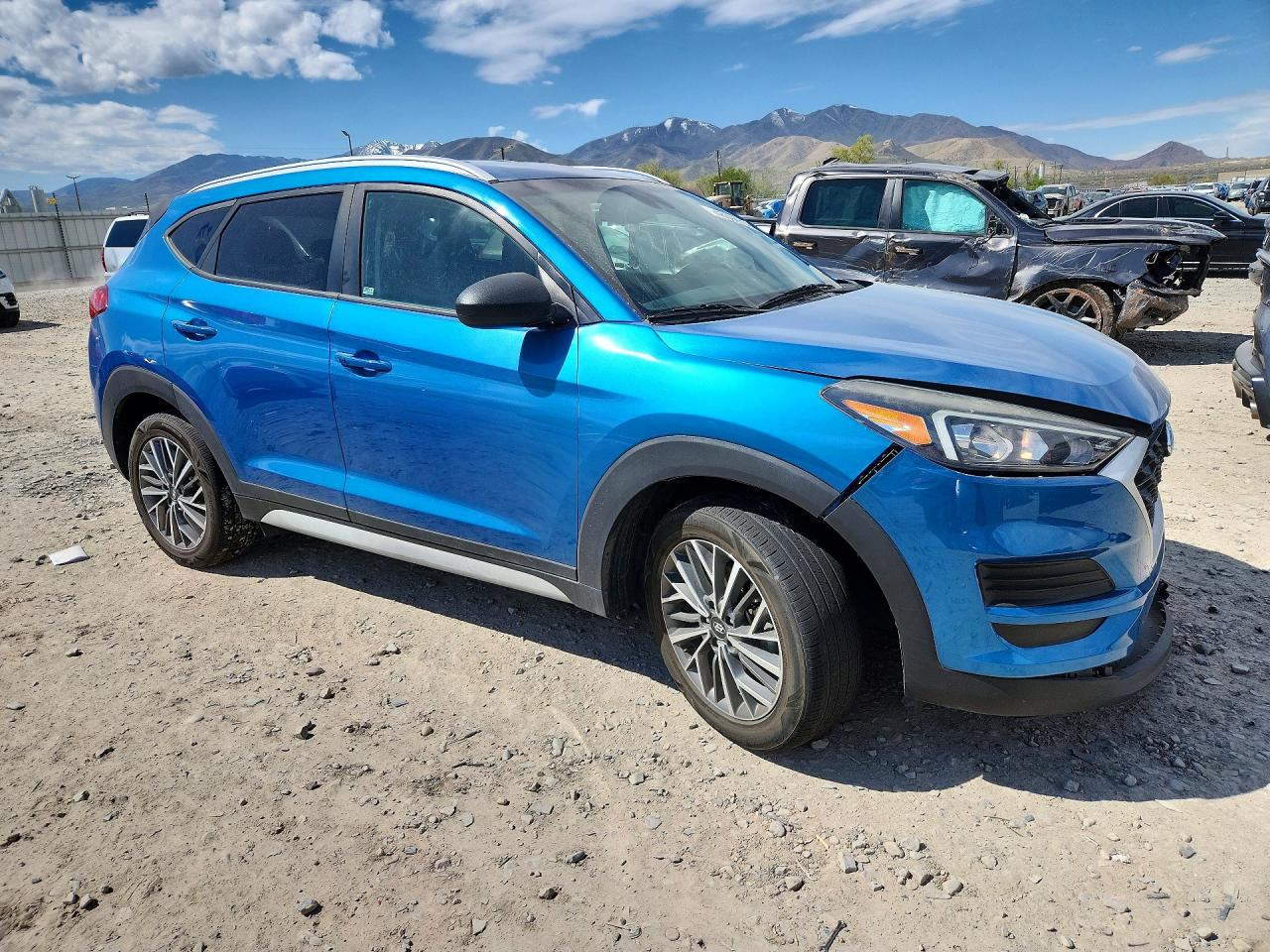 2019 HYUNDAI TUCSON SEL photo 4