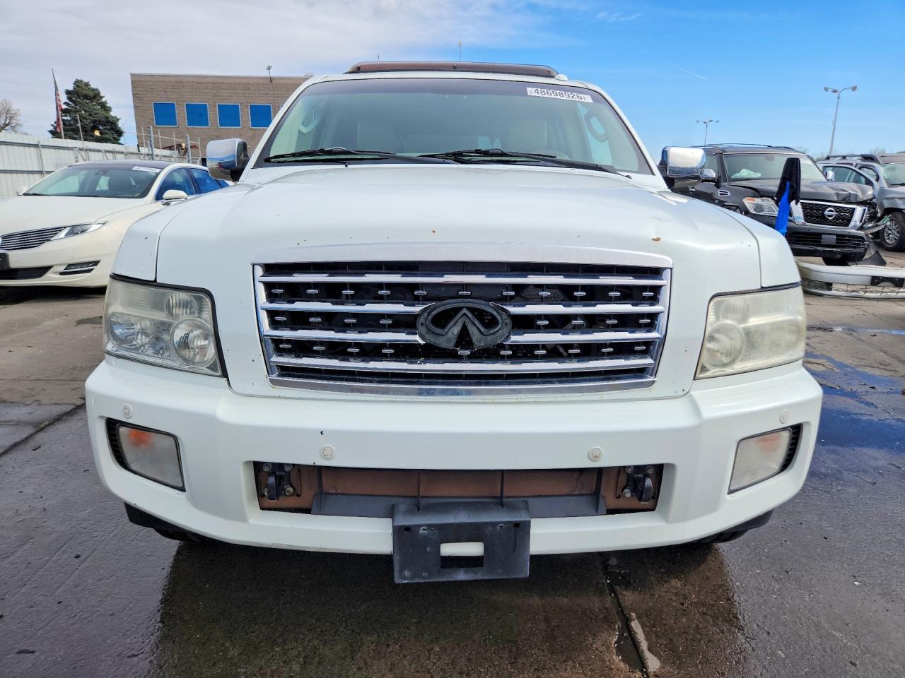 2010 INFINITI QX56 BASE photo 9