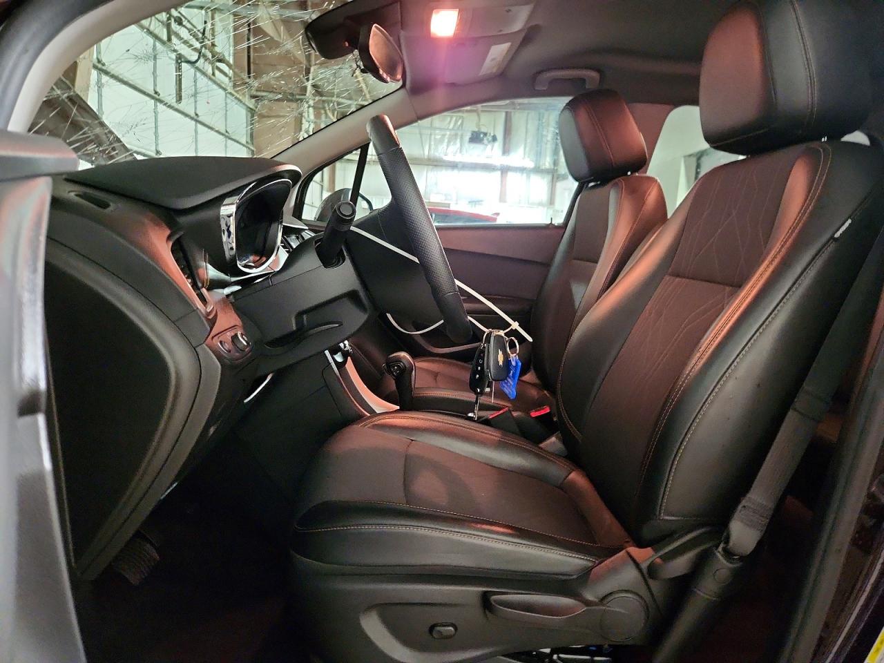 2021 CHEVROLET TRAX 1LT photo 13