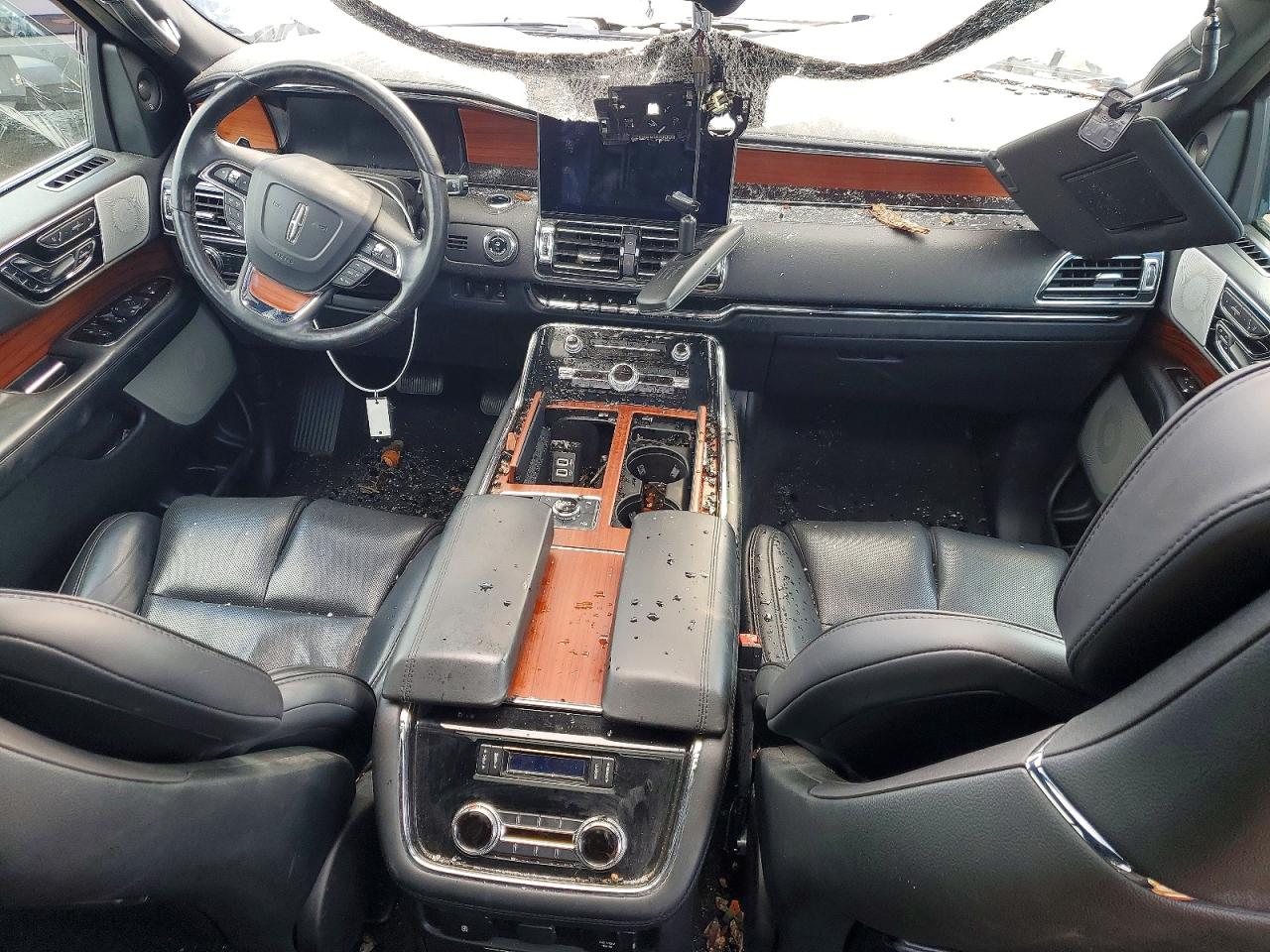 2019 LINCOLN NAVIGATOR RESERVE photo 15