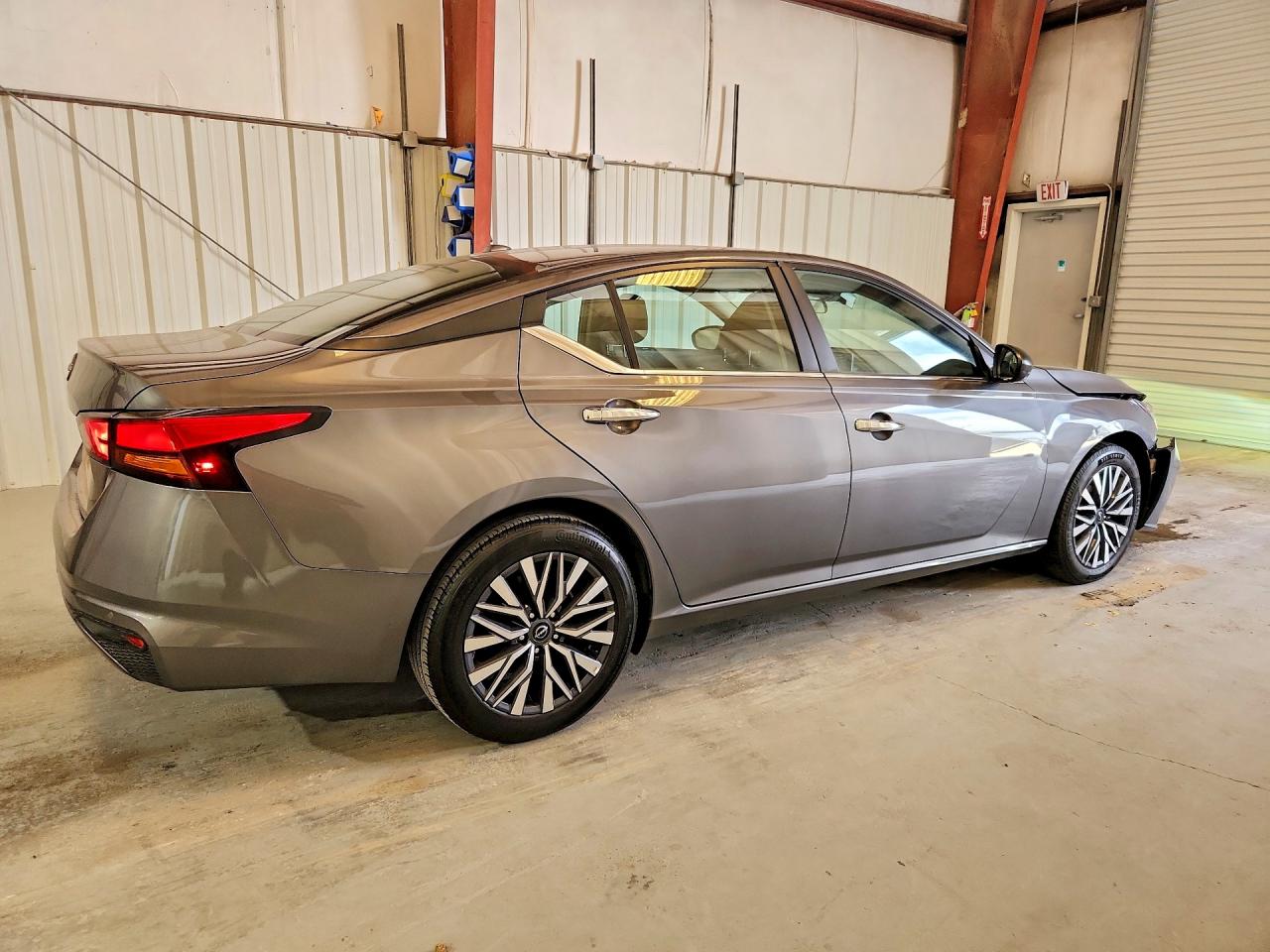 2025 NISSAN ALTIMA 2.5 SV photo 5