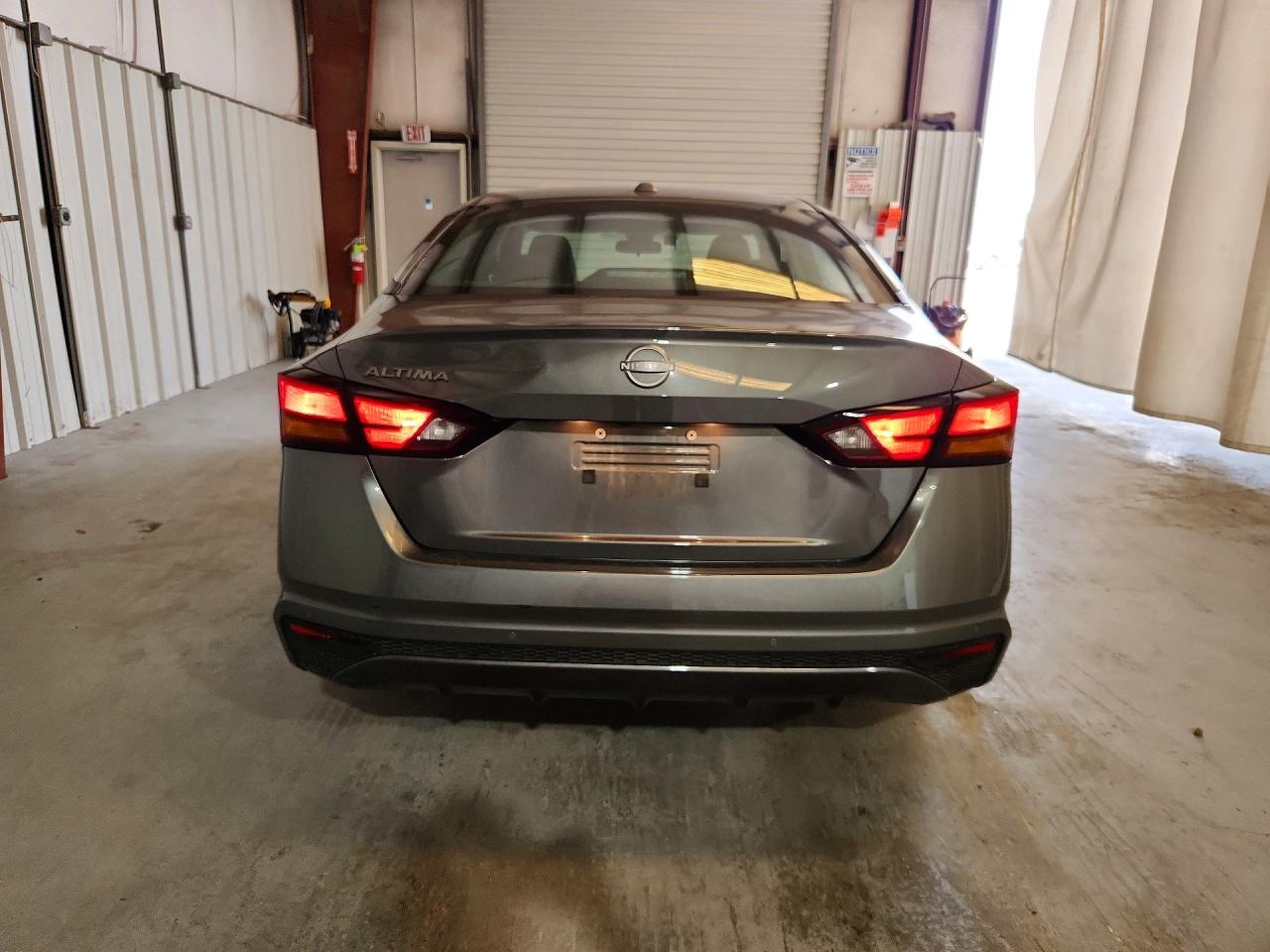 2025 NISSAN ALTIMA 2.5 SV photo 11
