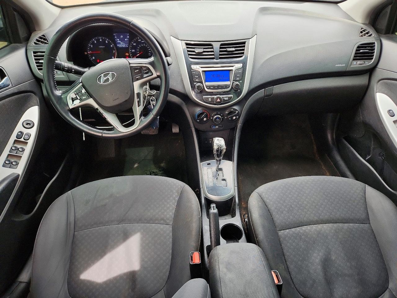 2014 HYUNDAI ACCENT SE photo 8