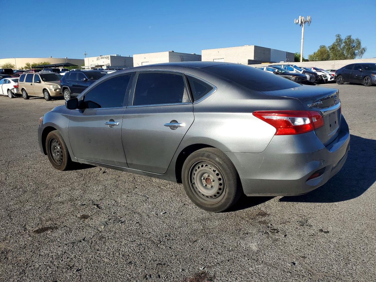 2019 NISSAN SENTRA S photo 3