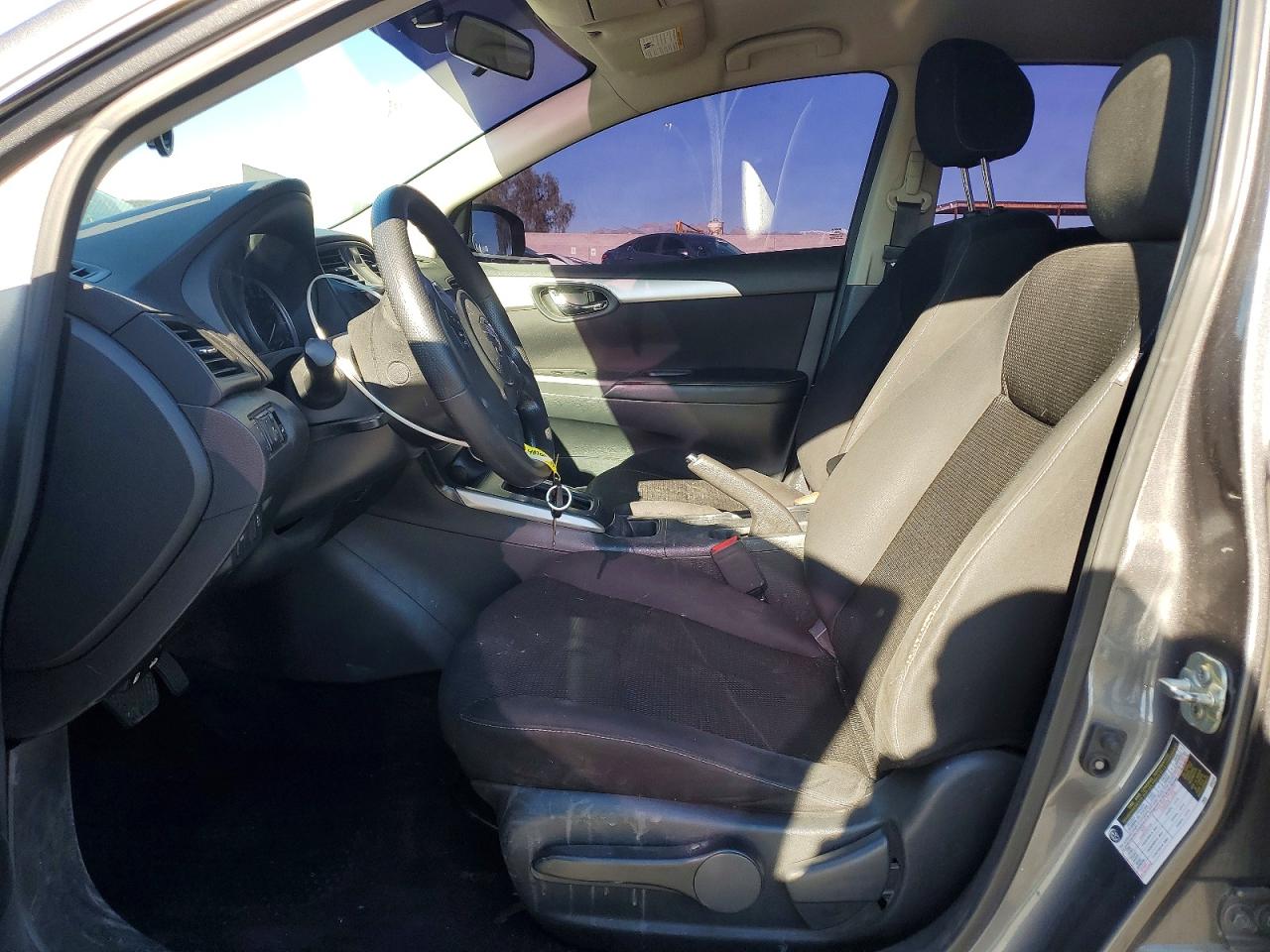 2019 NISSAN SENTRA S photo 13