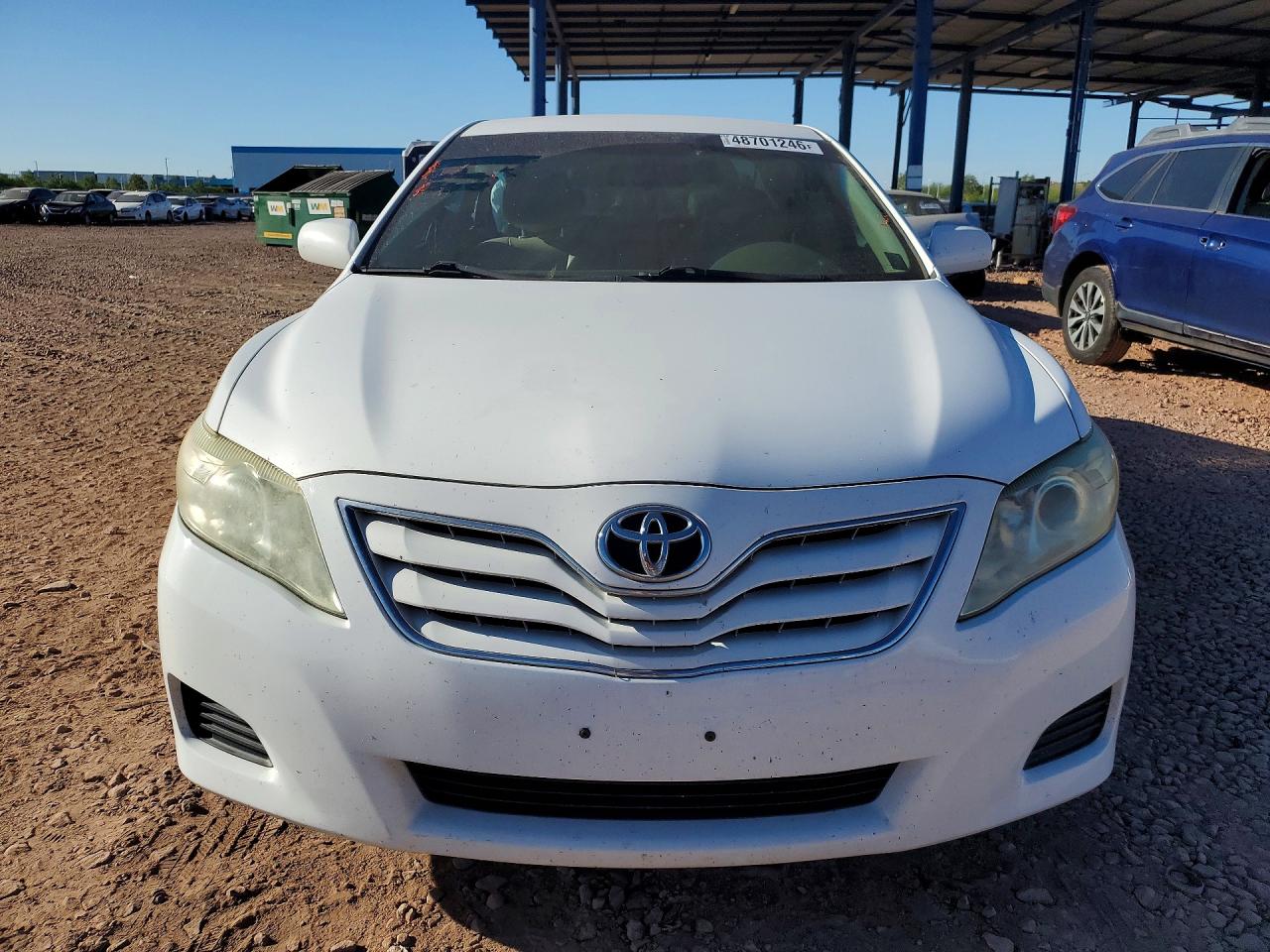 2011 TOYOTA CAMRY LE photo 13