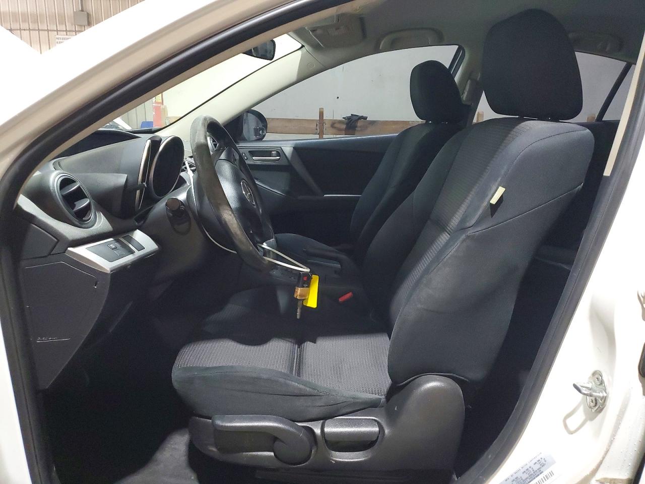 2013 MAZDA 3 I photo 19