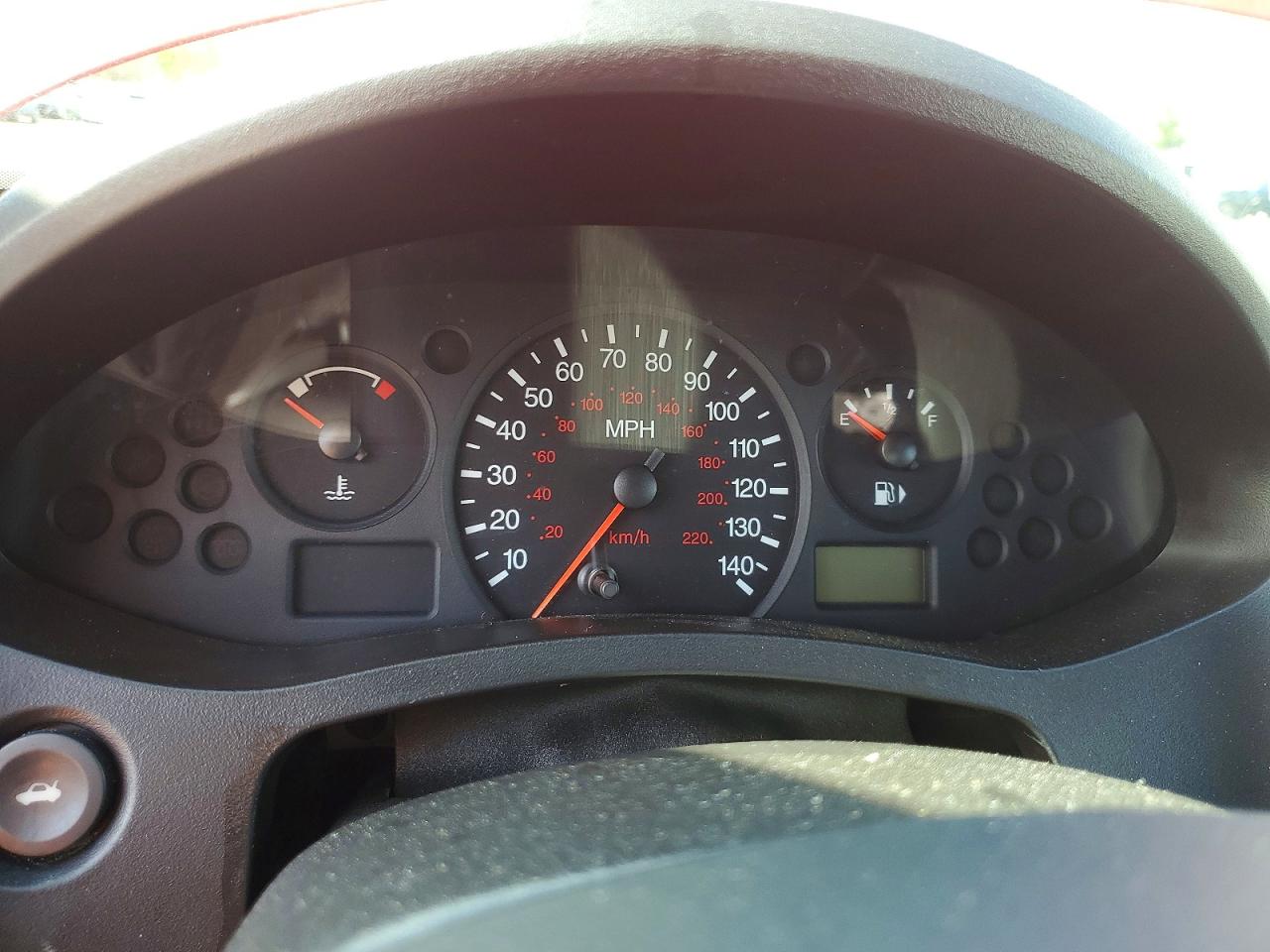 2005 FORD FOCUS ZX3 photo 9