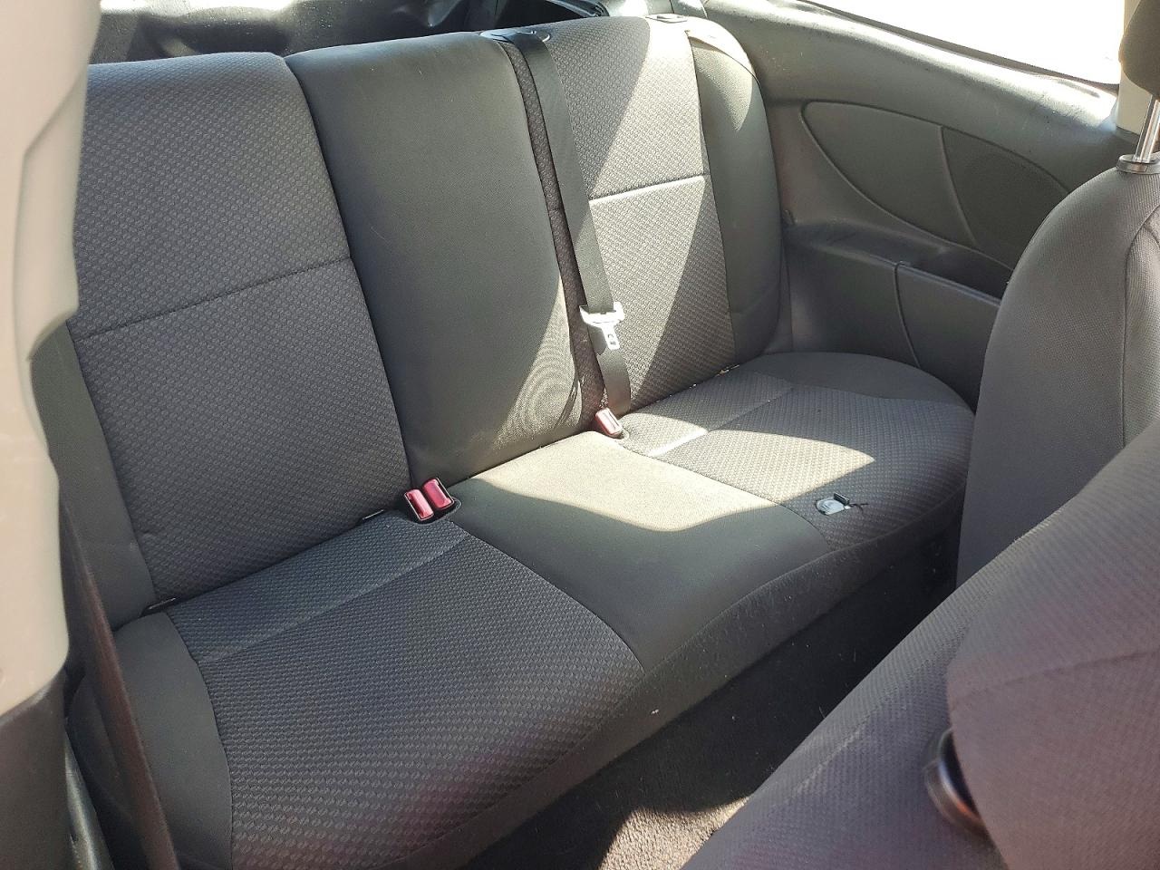 2005 FORD FOCUS ZX3 photo 10