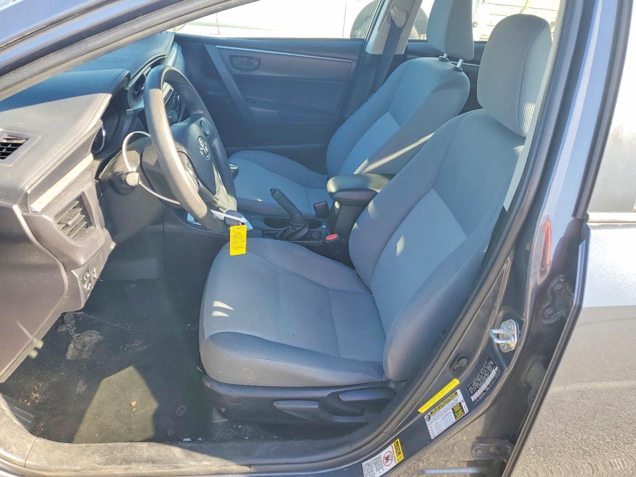 2014 TOYOTA COROLLA L photo 13