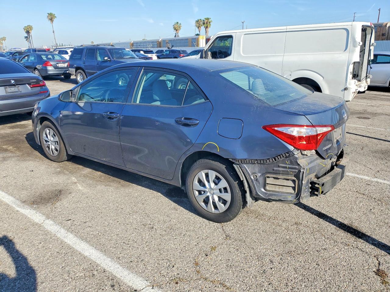 2014 TOYOTA COROLLA L photo 3