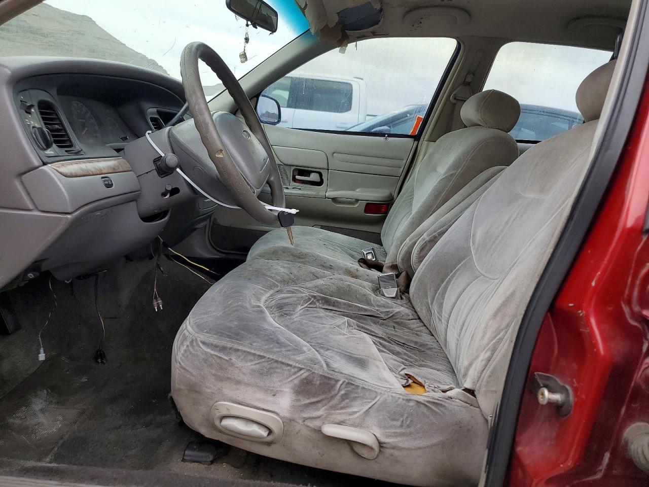 1999 FORD CROWN VICTORIA photo 7