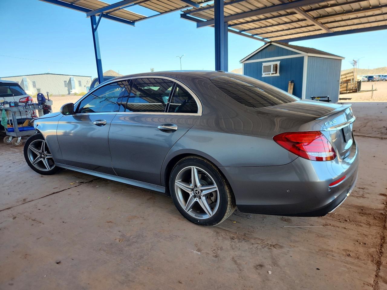 2018 MERCEDES-BENZ E 300 photo 2