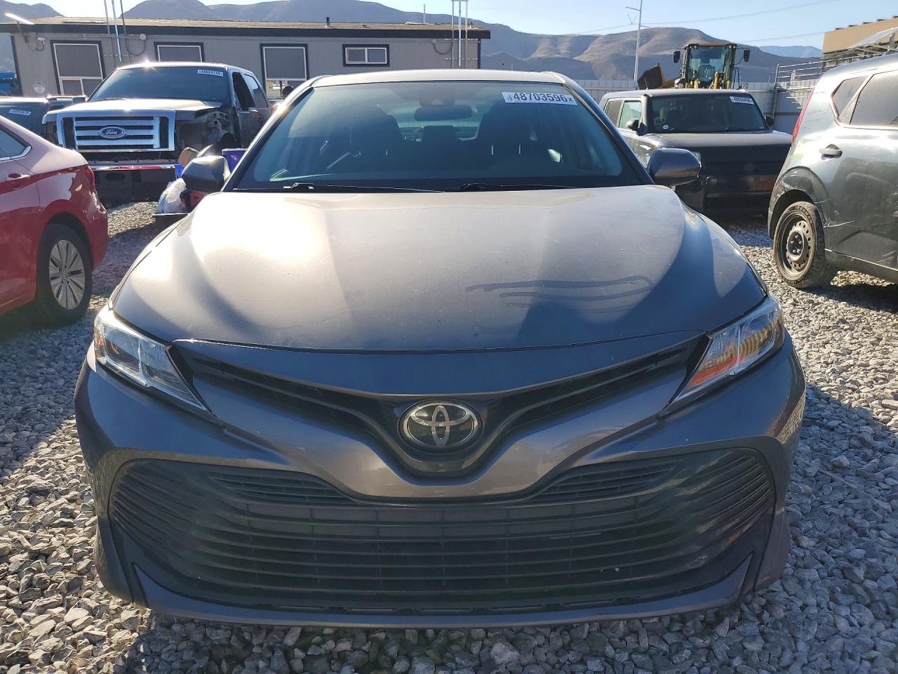 2020 TOYOTA CAMRY LE photo 9