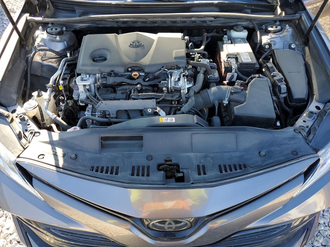 2020 TOYOTA CAMRY LE photo 21