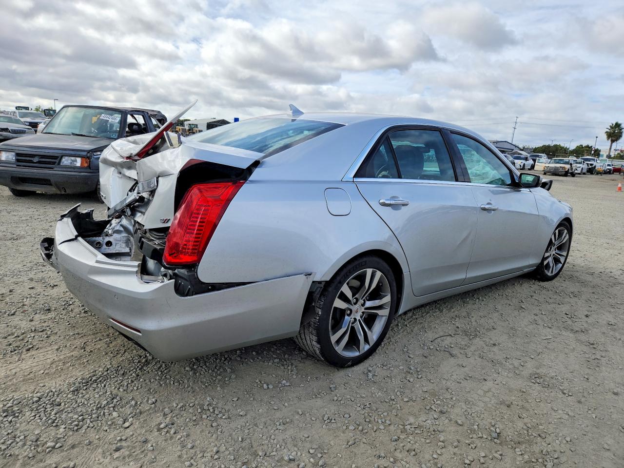 2014 CADILLAC CTS photo 3