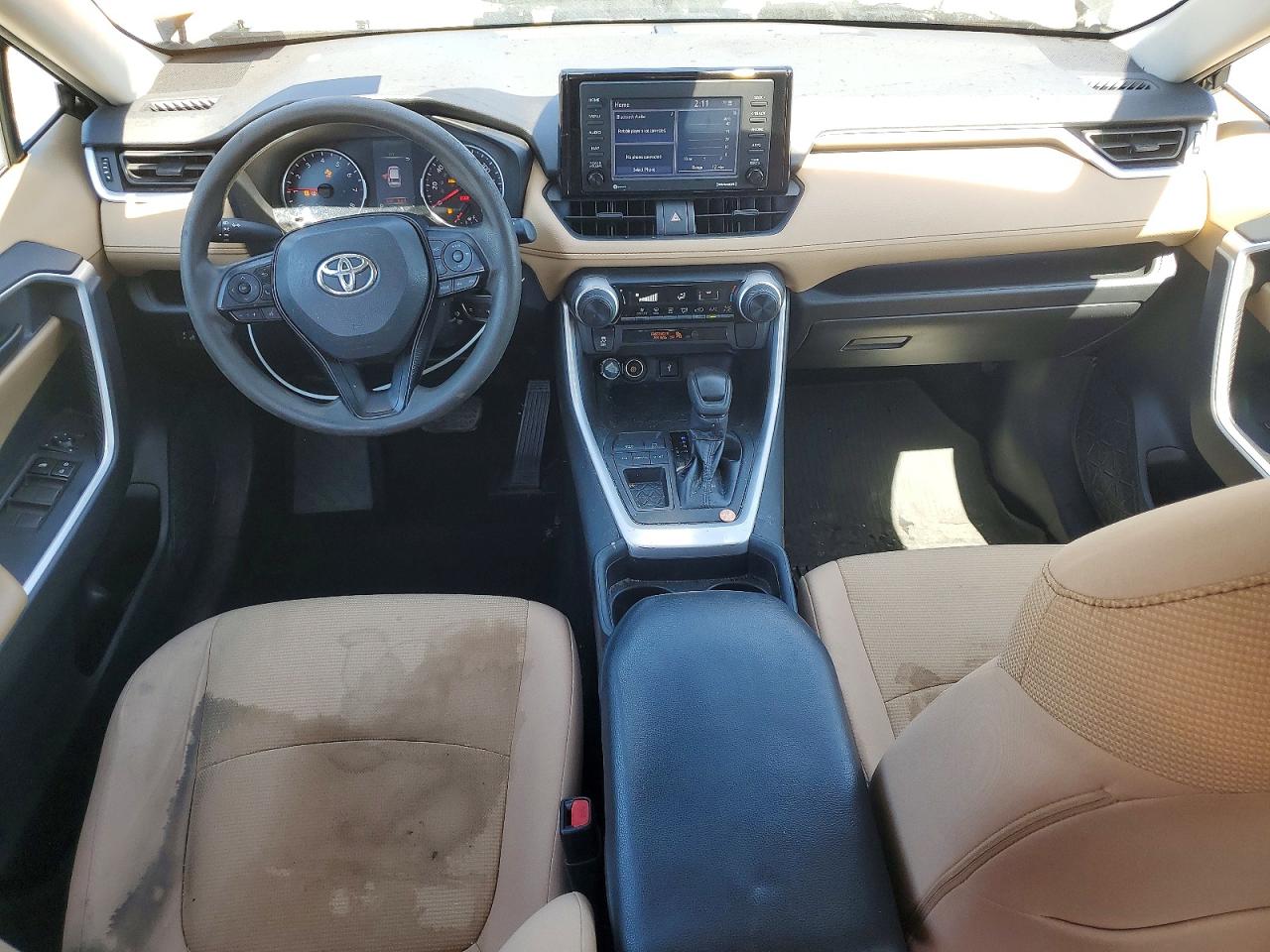 2021 TOYOTA RAV4 LE photo 15