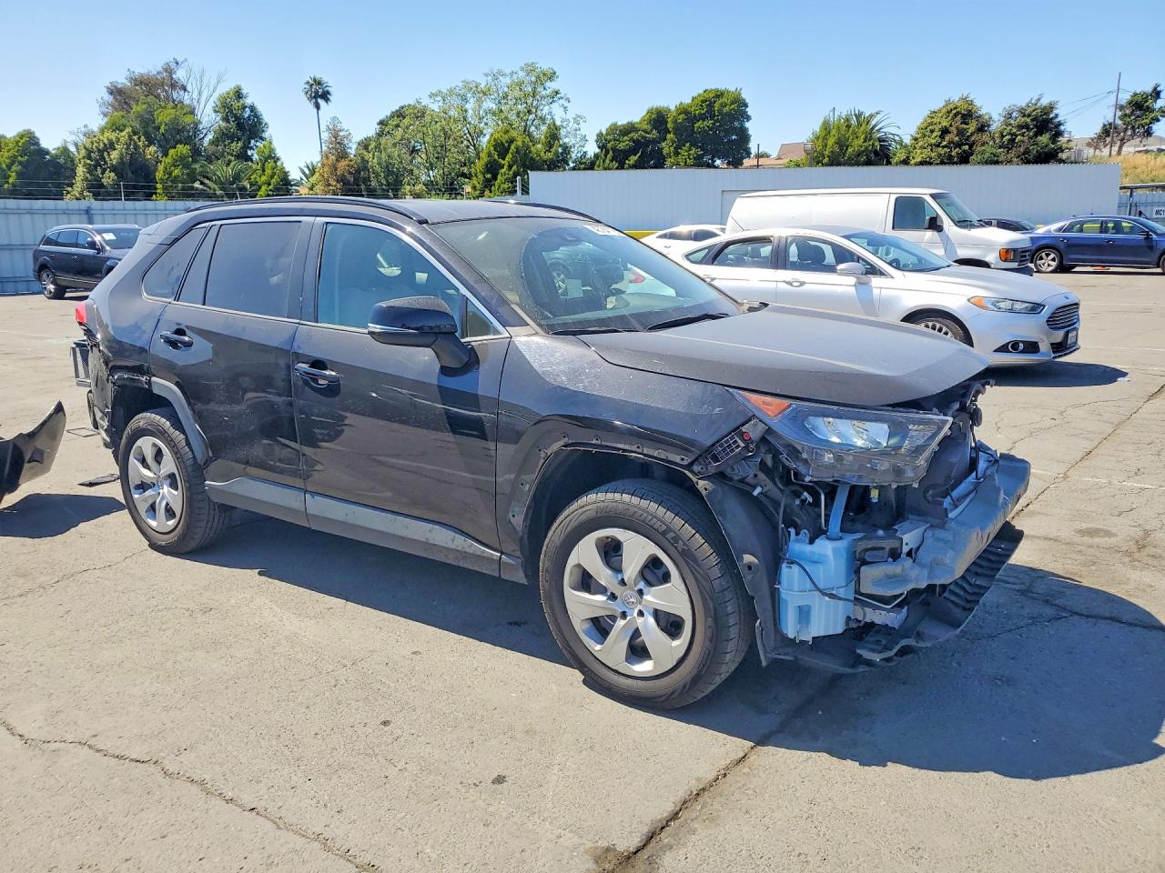 2021 TOYOTA RAV4 LE photo 7